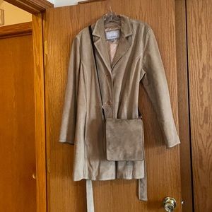 Beautiful Tan Suede Coat with matching Bucket Hat and Purse